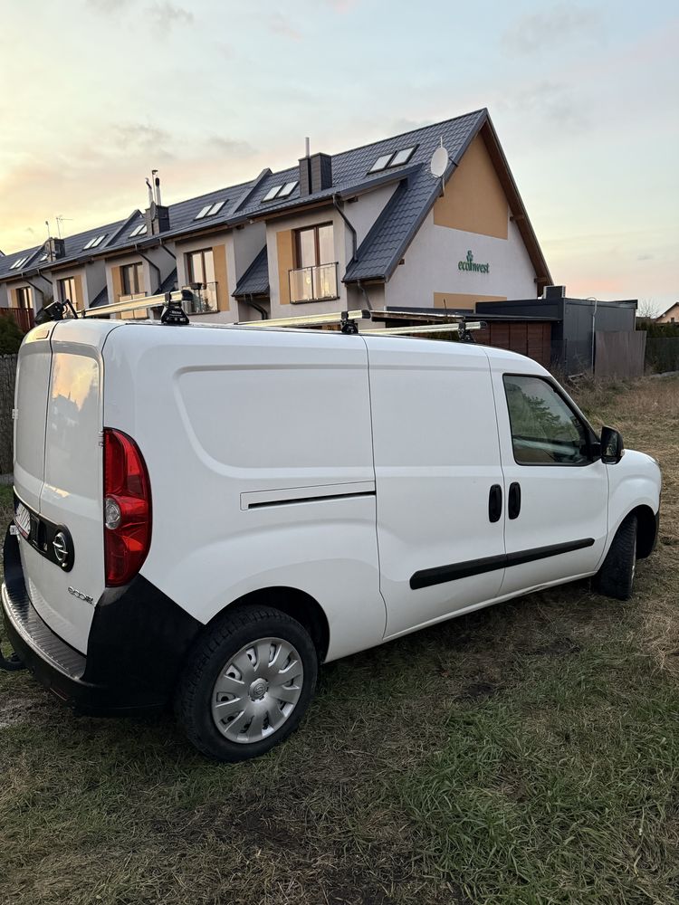 Sprzedam Opel Combo 1.3 Ecoflex L2