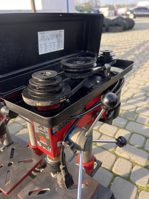 Свердлильний станок