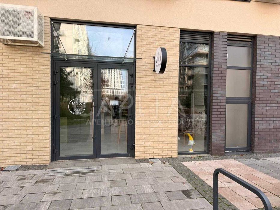 Діюча кав’ярня у центрі Києва — готовий бізнес, заходь і працюй