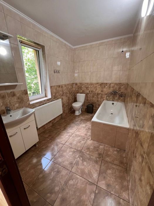 Оренда окремостоячого будинку у с. Солонка ( 3 кімнати)