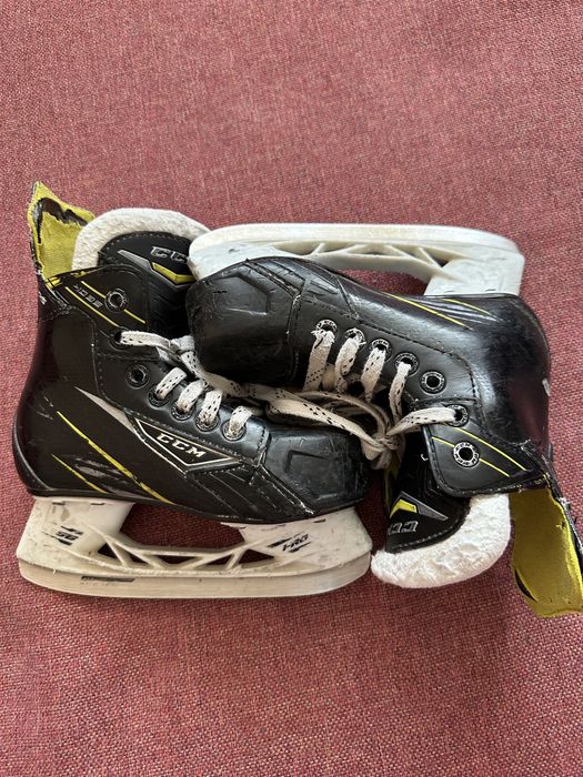 Ковзани CCM Tacks 4092 11,5, Graf super 035, Bauer Supreme One 100