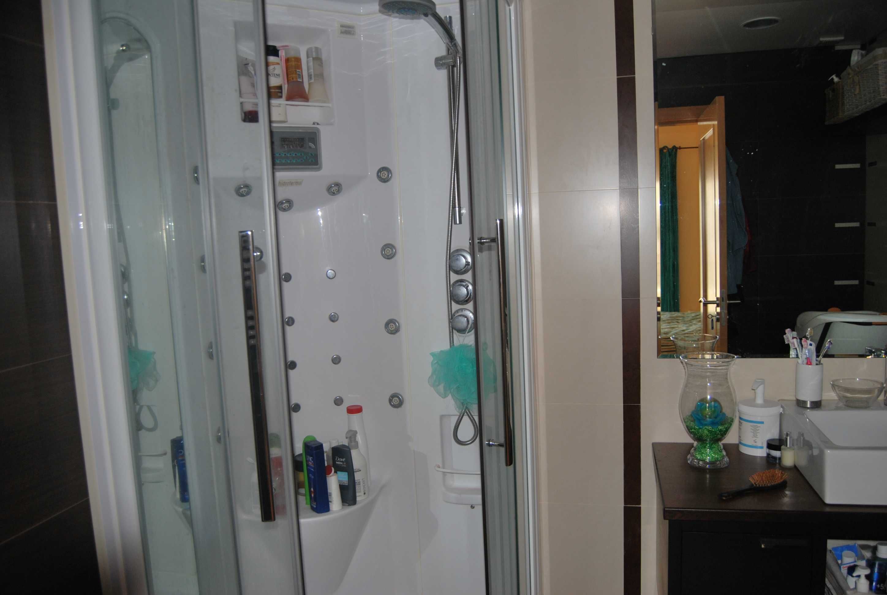 Arrendo Quarto (Opçao WC privado/Suite) em moradia totalmente mobilada