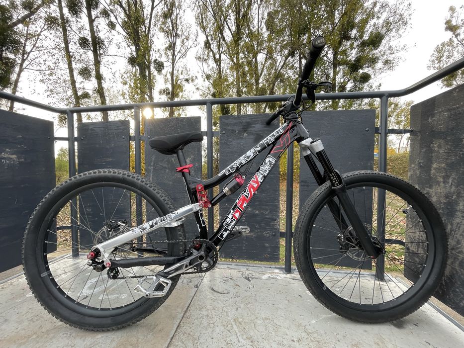 Rower mtb slope freeride dirt street yt industries play 2014 26