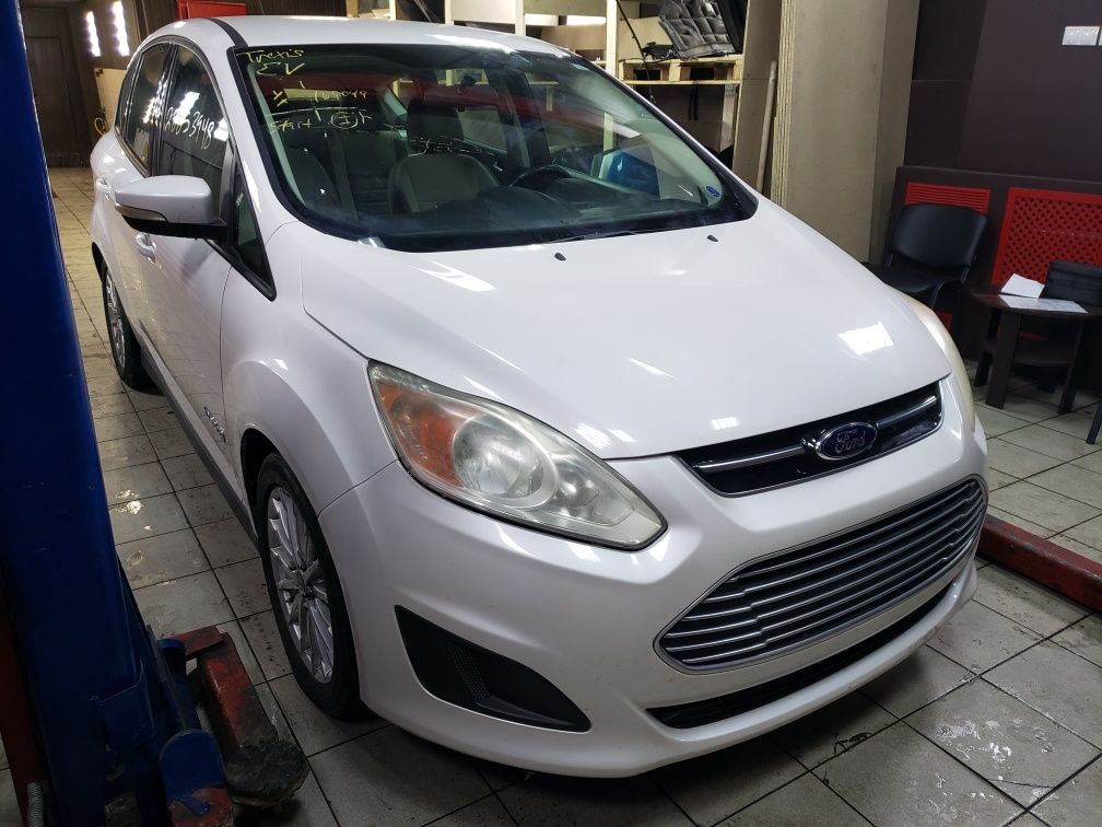 Ford C-Max Hybrid USA 2012-2018 Запчасти Бампер Разборка США Америка