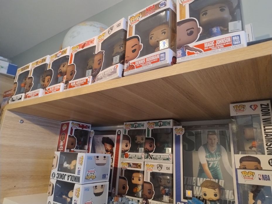 Funko pop NBA spiderman