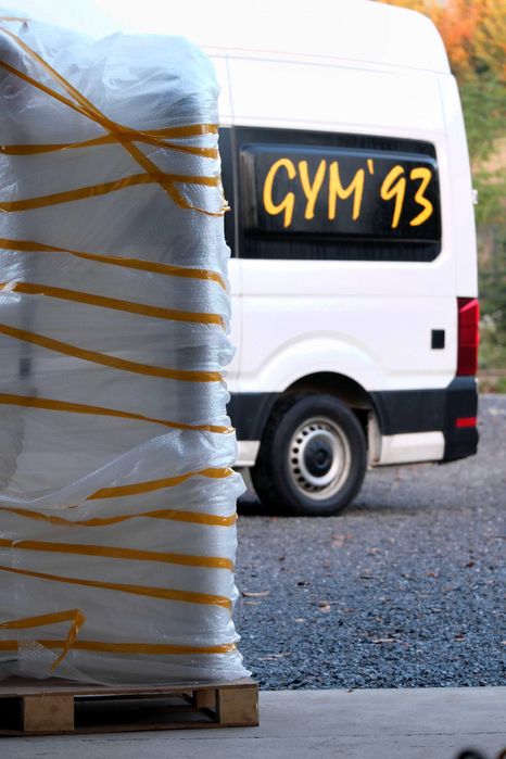 Maszyny stosowe do siłowni wyposażenie klubu