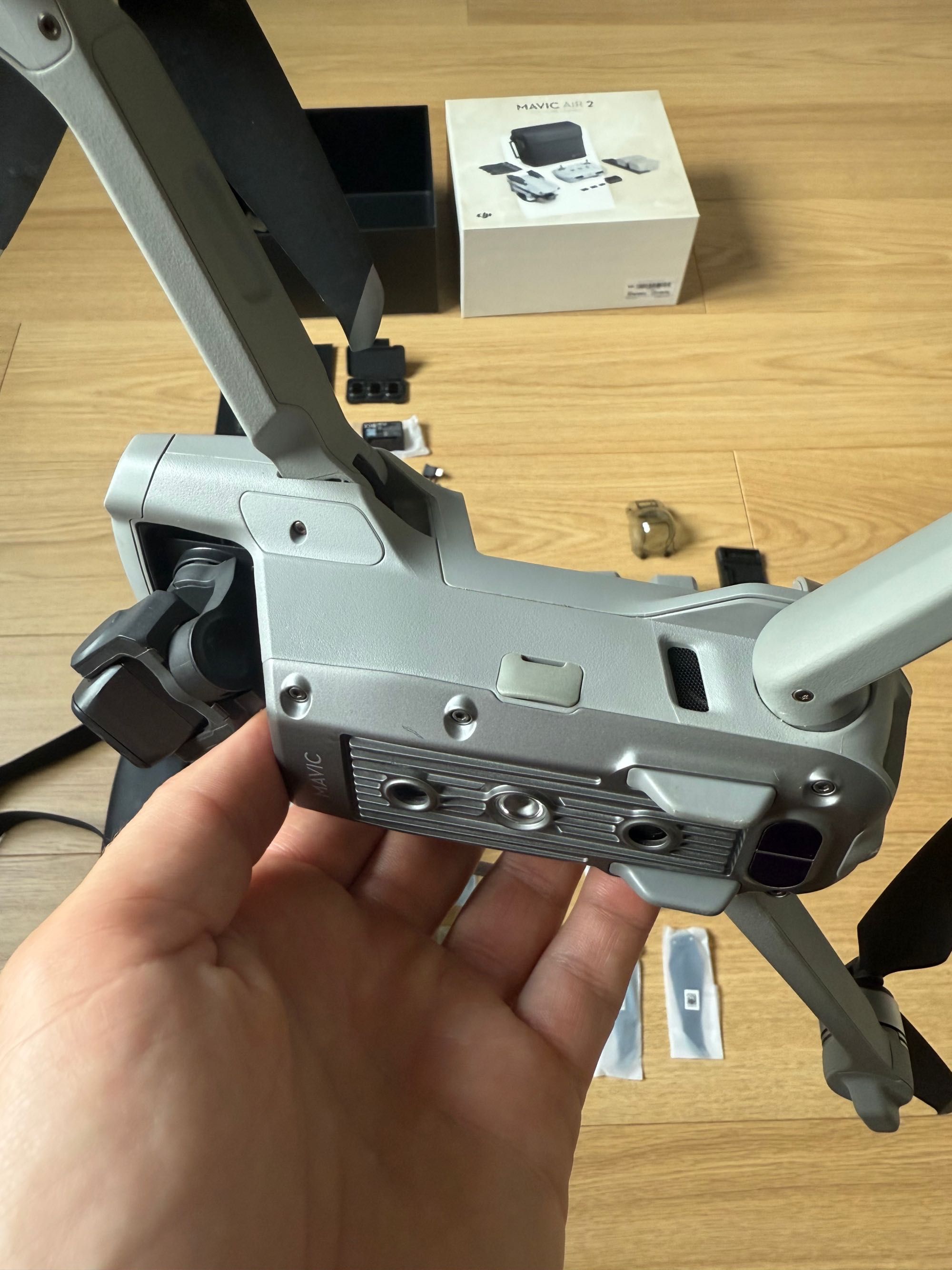 Dron DJI Mavic Air 2 Fly More Combo