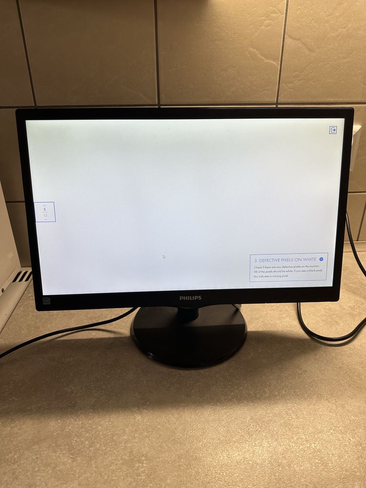 Monitor Philips 21.5” (54.6) LED sparwny
