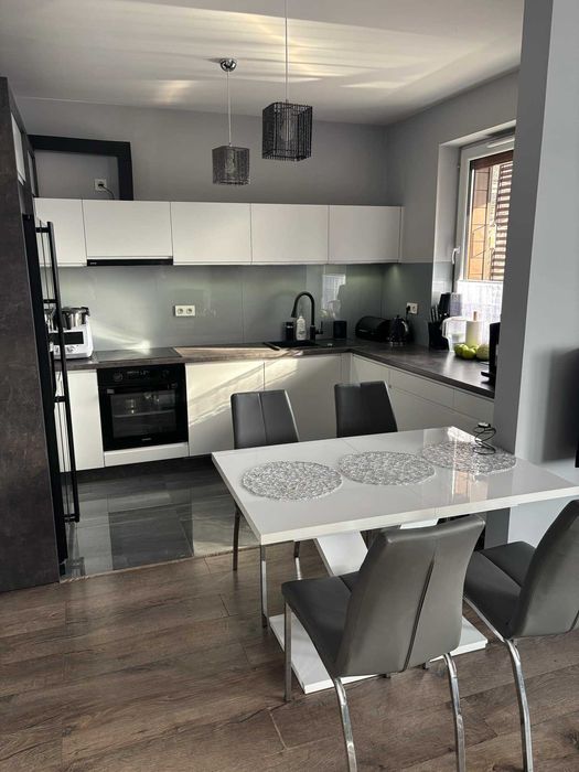 Mieszkanie 3-pokojowe z ogródkiem.