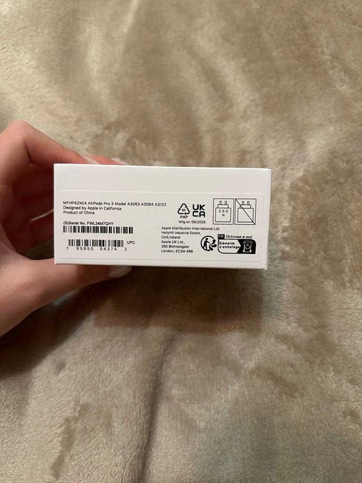 AirPods Pro 3 на діючій гарантії Apple