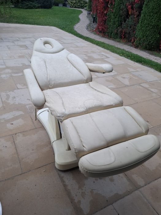 Fotel kosmetyczny. Kombajn