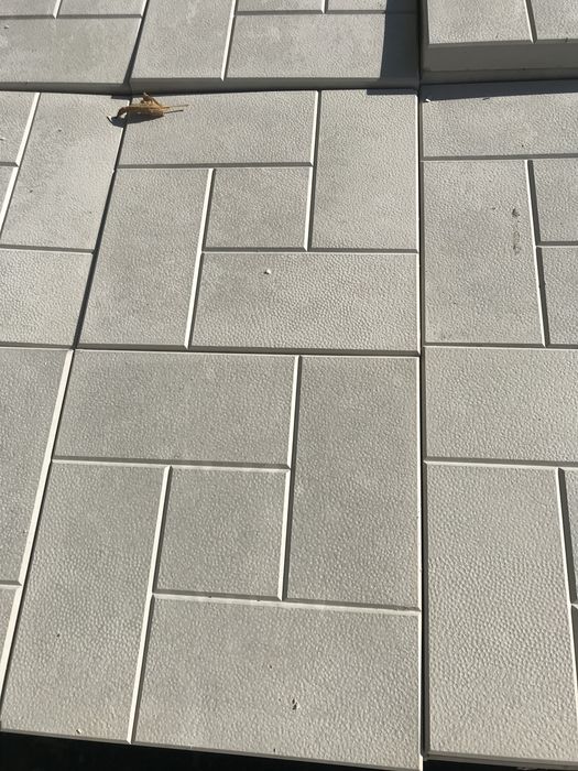 Плитка тротуарная 30*30,40*40,бордюр,желоб.