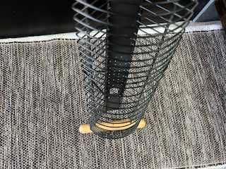 Porta CD's e DV's em escala