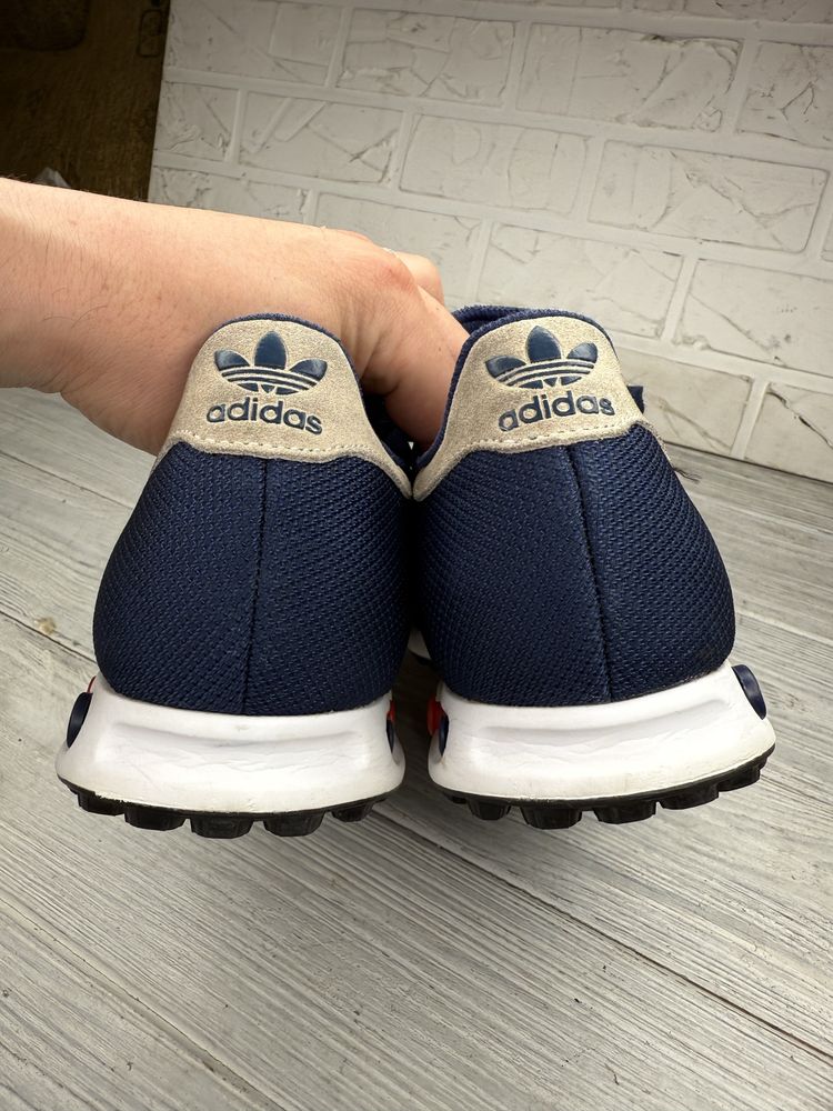 Синие мужские кроссовки adidas l.a. trainer 43 размер