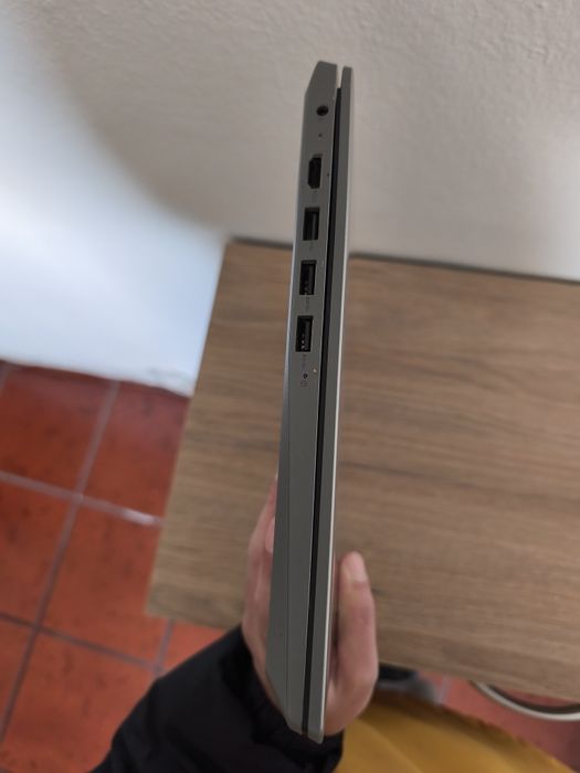 Lenovo Ideapad 3