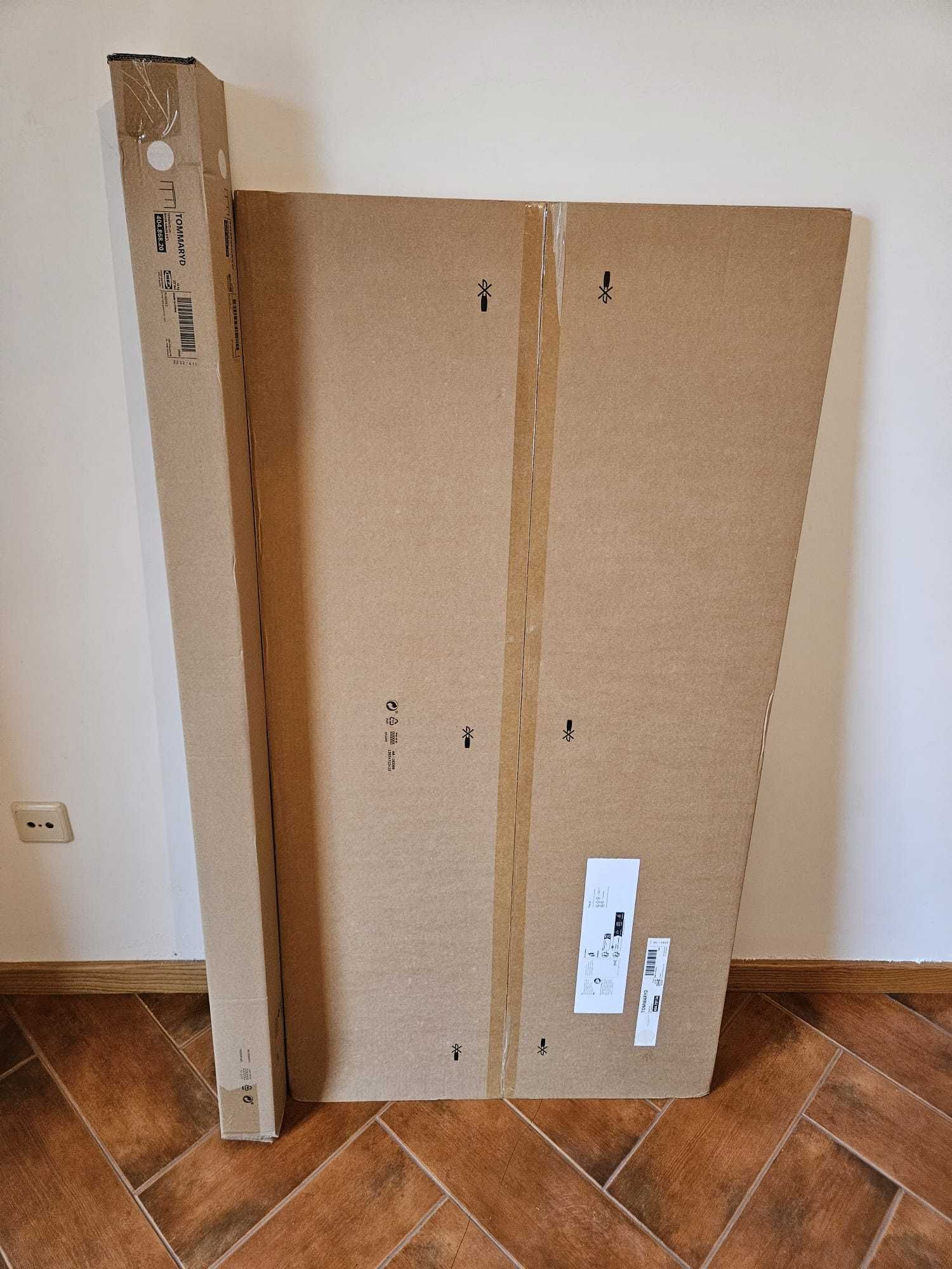 5 Mesas Ikea Tommaryd (NOVAS / EM CAIXA)