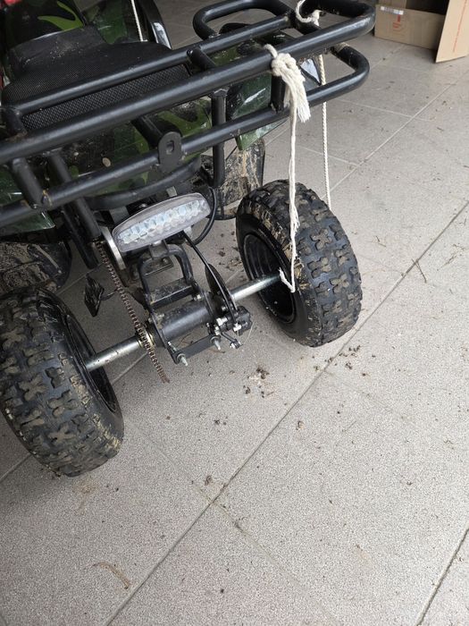 Квадрацикл дитячий.