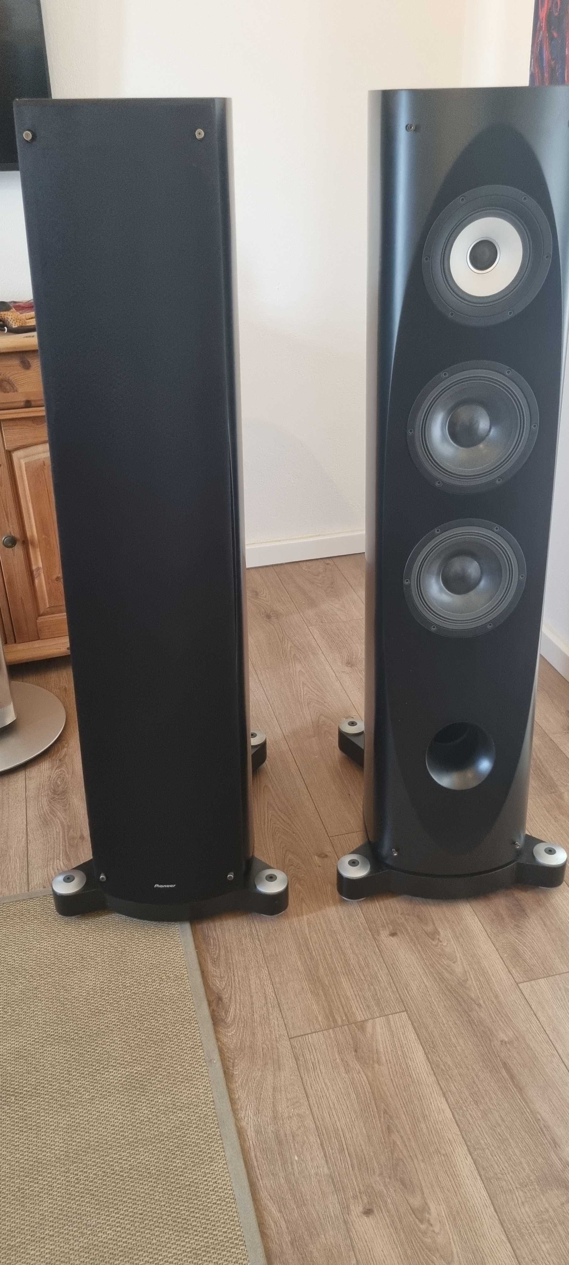 Colunas Pioneer S-1EX