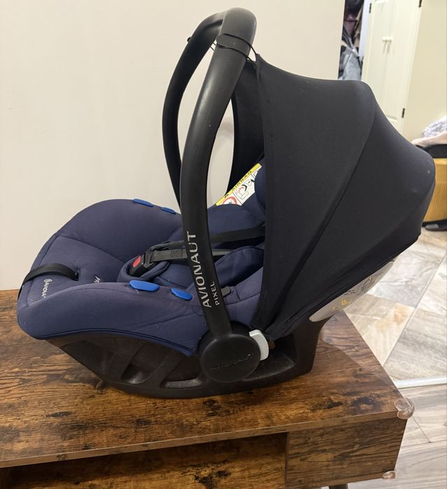 Fotelik Avionaut pixel + baza isofix