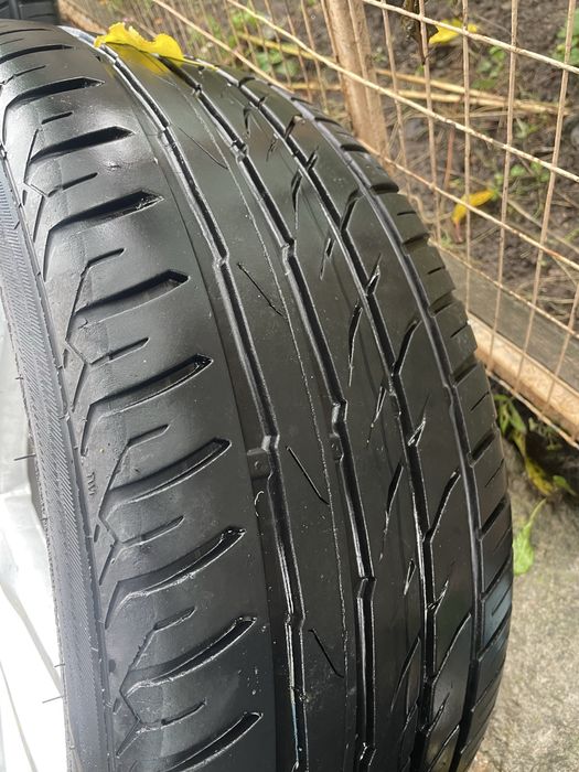 Диски р17 5х100 з гарною резиною