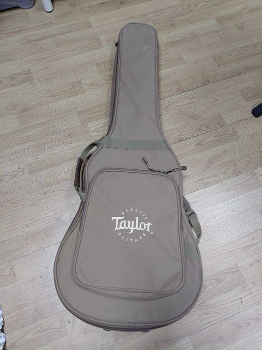 Guitarra Taylor electroacústica Modelo BigBaby
