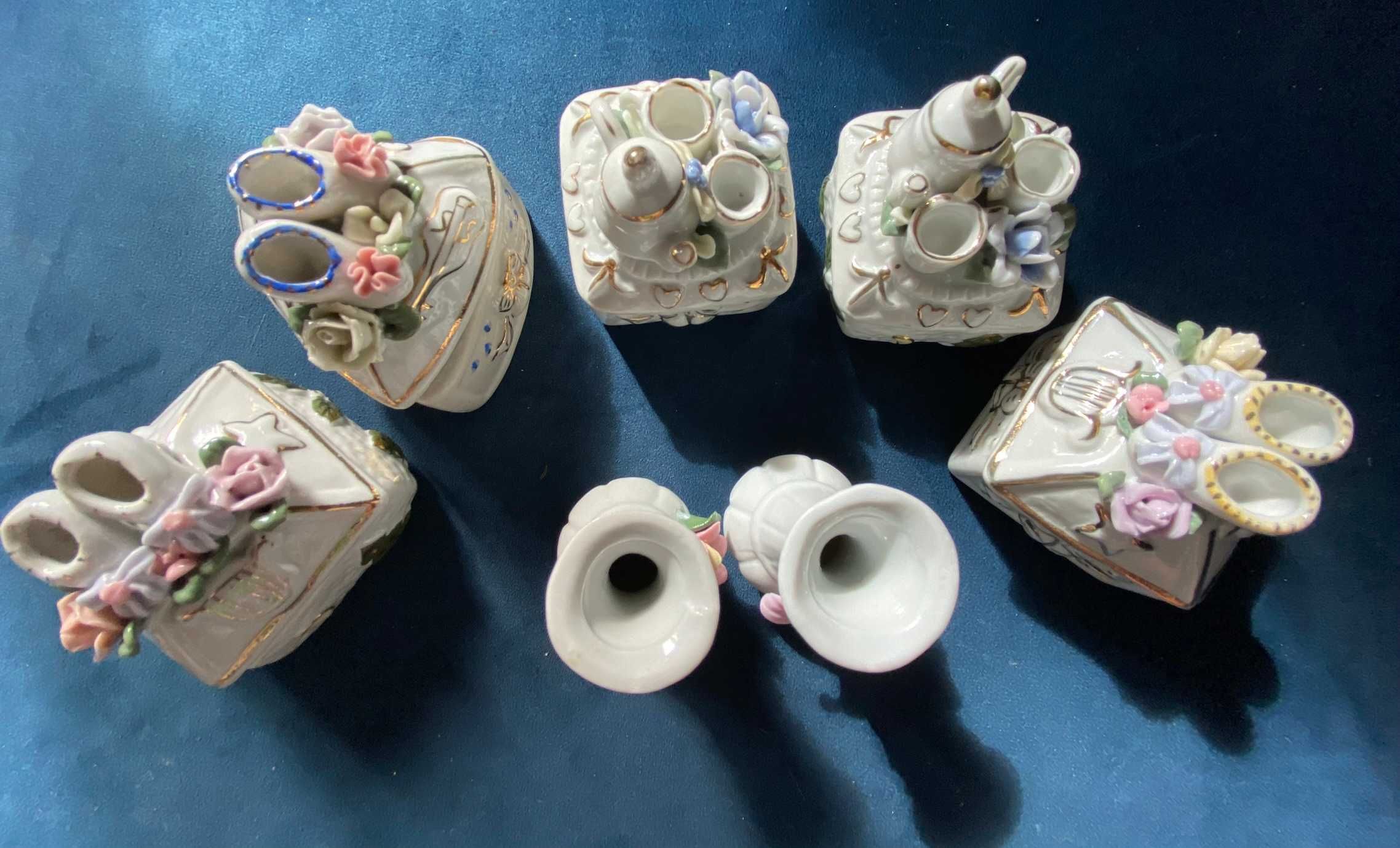 Szkatułki z porcelany 5szt.