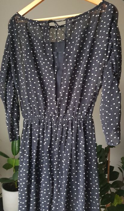 Granatowa sukienka midi w groszki. Reserved rozm. 34