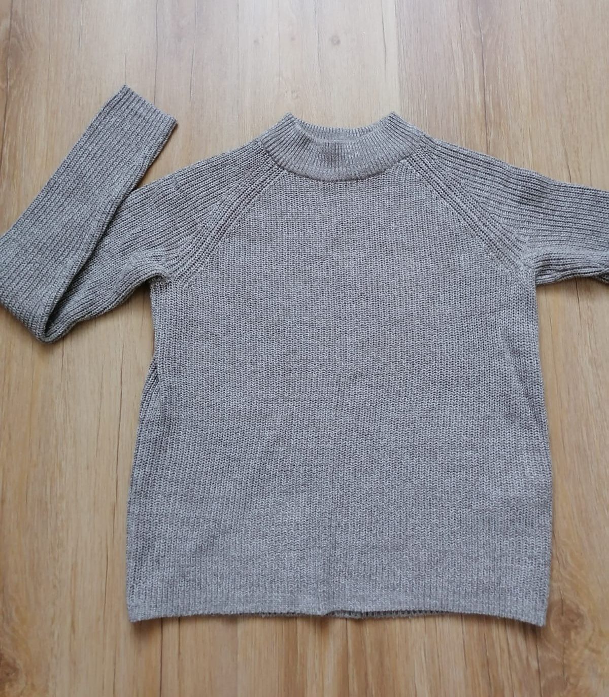 Beżowy sweter H&M 34 XS pleciony