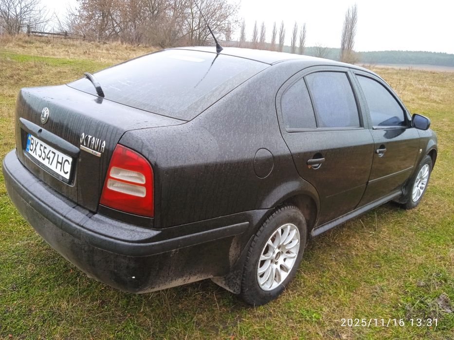 Продам  шкоду октавію тур 2003 р.в.. 1.6 бензин