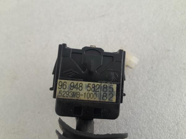 Conjunto / manetes de luzes e limpa vidros CHEVROLET Spark (M300)