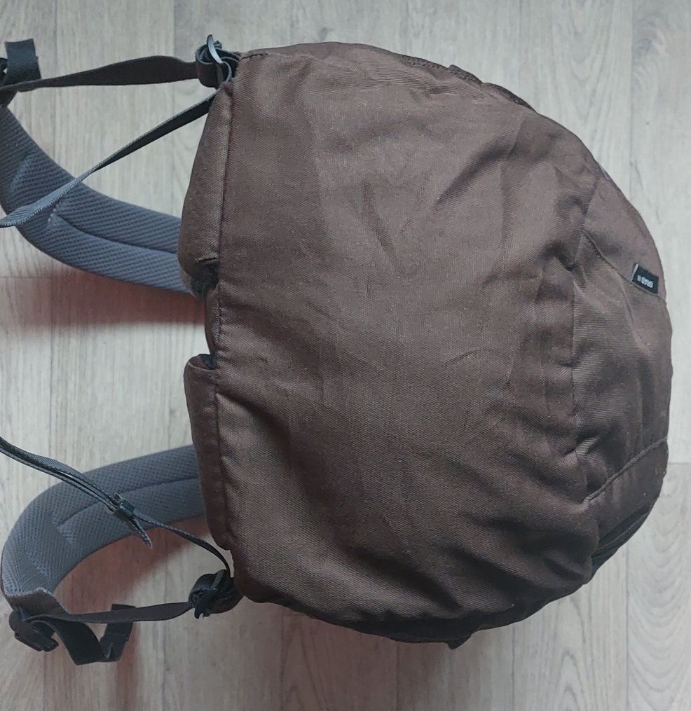 Рюкзак б/у универсальный Deuter  grad ll 22L (Germany)