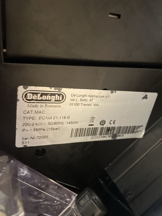 Кавомашина Delonghi Magnifica S 22.110 21.118 кавоварка Делонжі