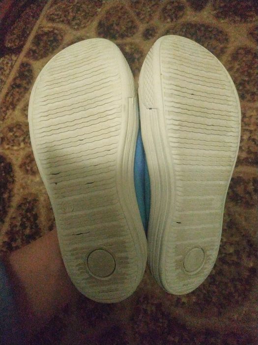 Взуття дитяче тапки тапочки обувь детская в садок пінетки