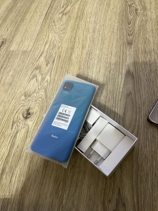 Redmi  9c  4 ram 128GB, в чудовому стані