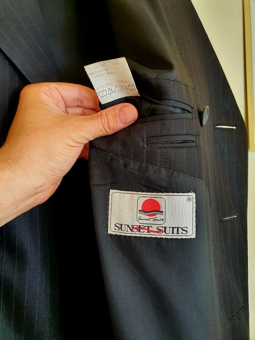 Garnitur 2 rzędowy, czarny, elegancki 100% wełna LAST MINUTE