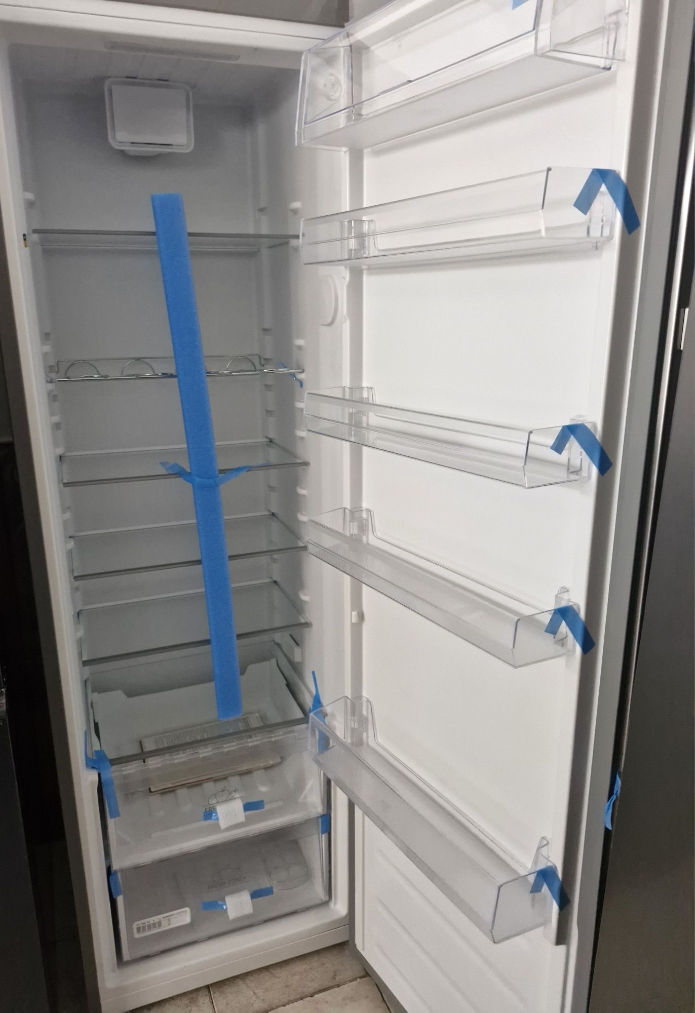 Frigorífico Sem congelador ariston hotpoint