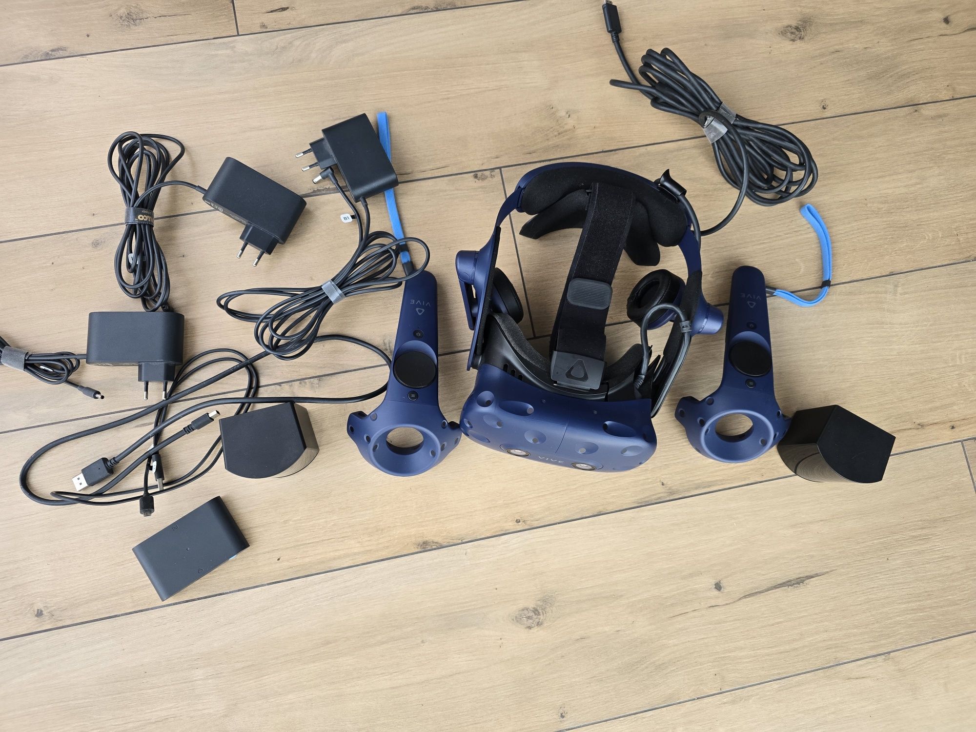 HTC Vive Pro Full Kit w idealnym stanie!