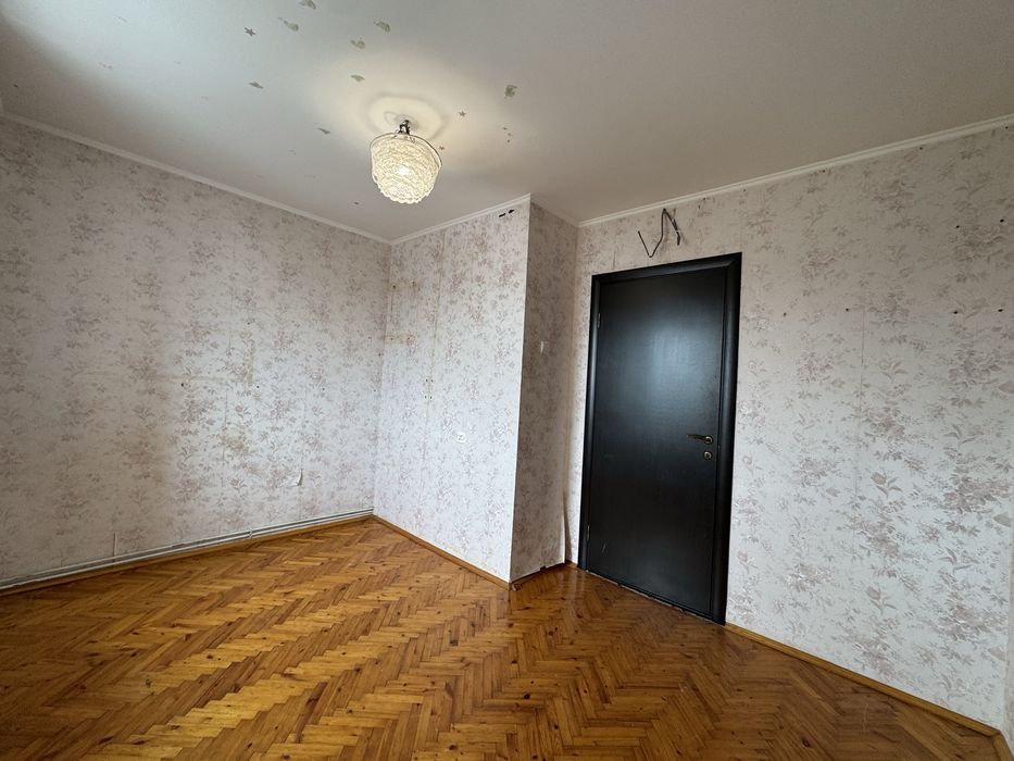 Продається 4 кім квартира і/о, підходить під єВідновлення