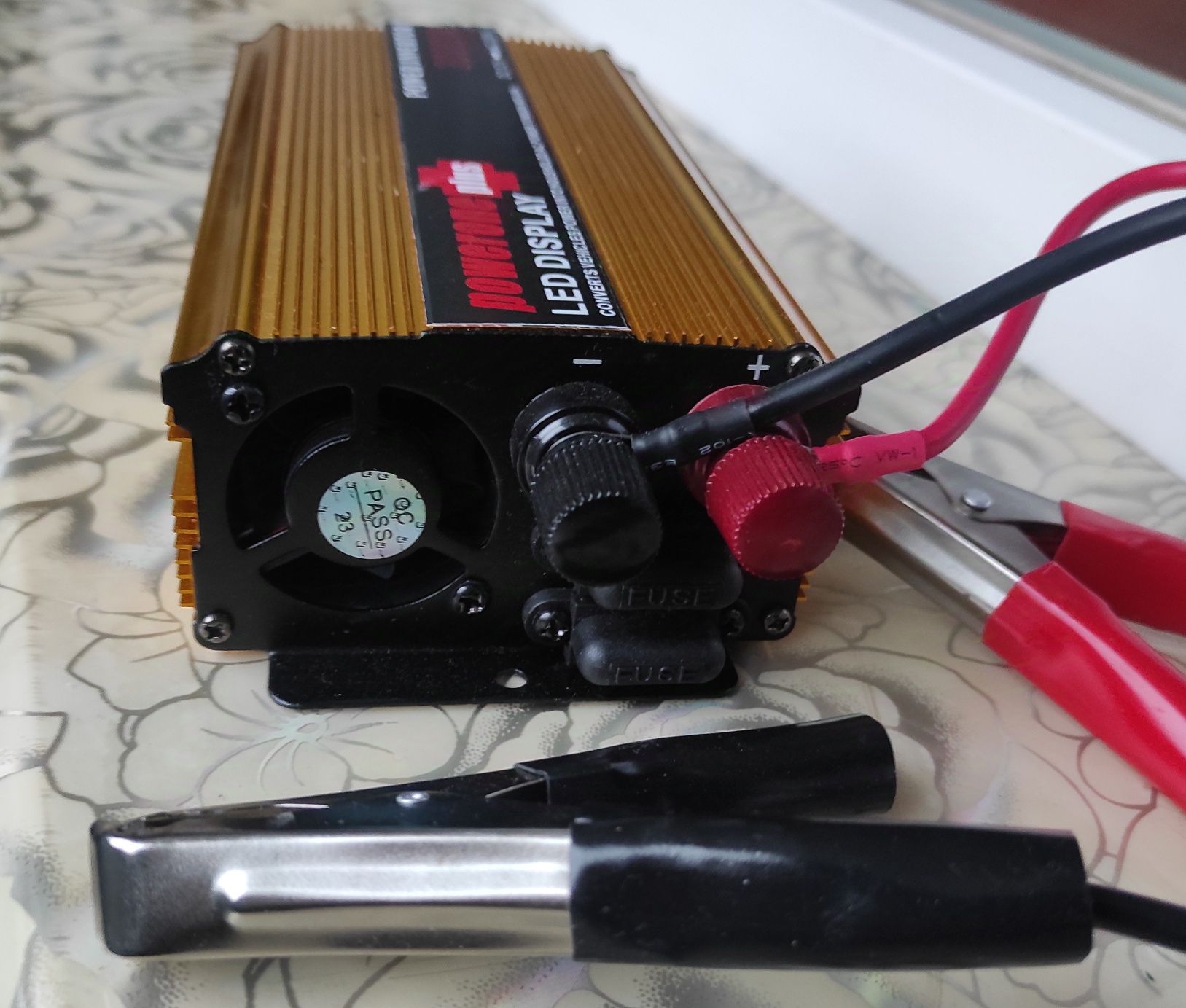 Іневертор 12v 3000