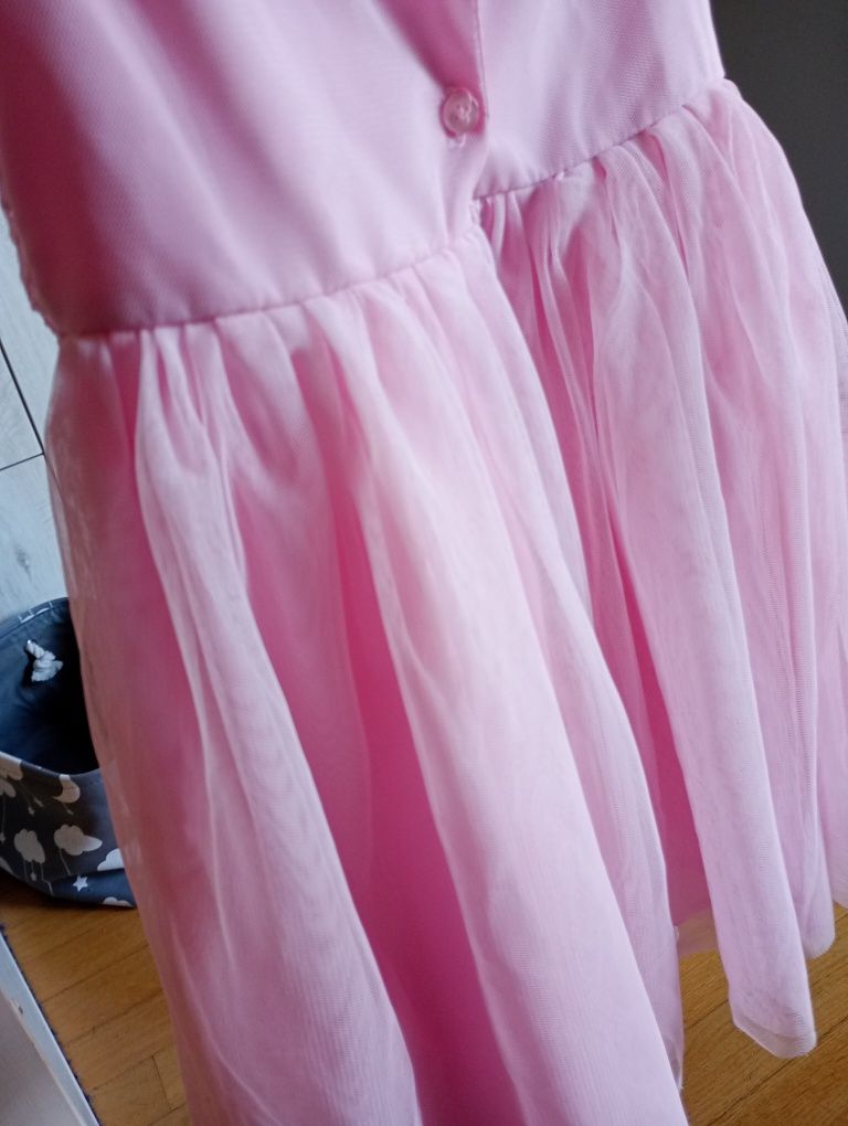 Super sukienka tiulową r. 110