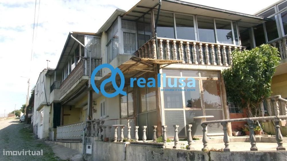 Moradia T3 Vila Cova da Lixa Felgueiras Retoma de banco