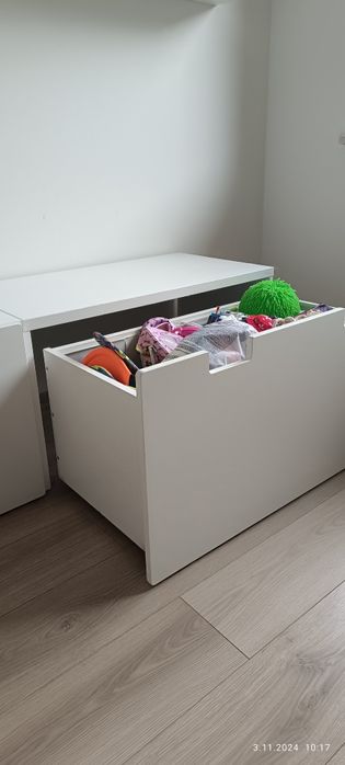 Ławka z pojemnikiem na zabawki IKEA