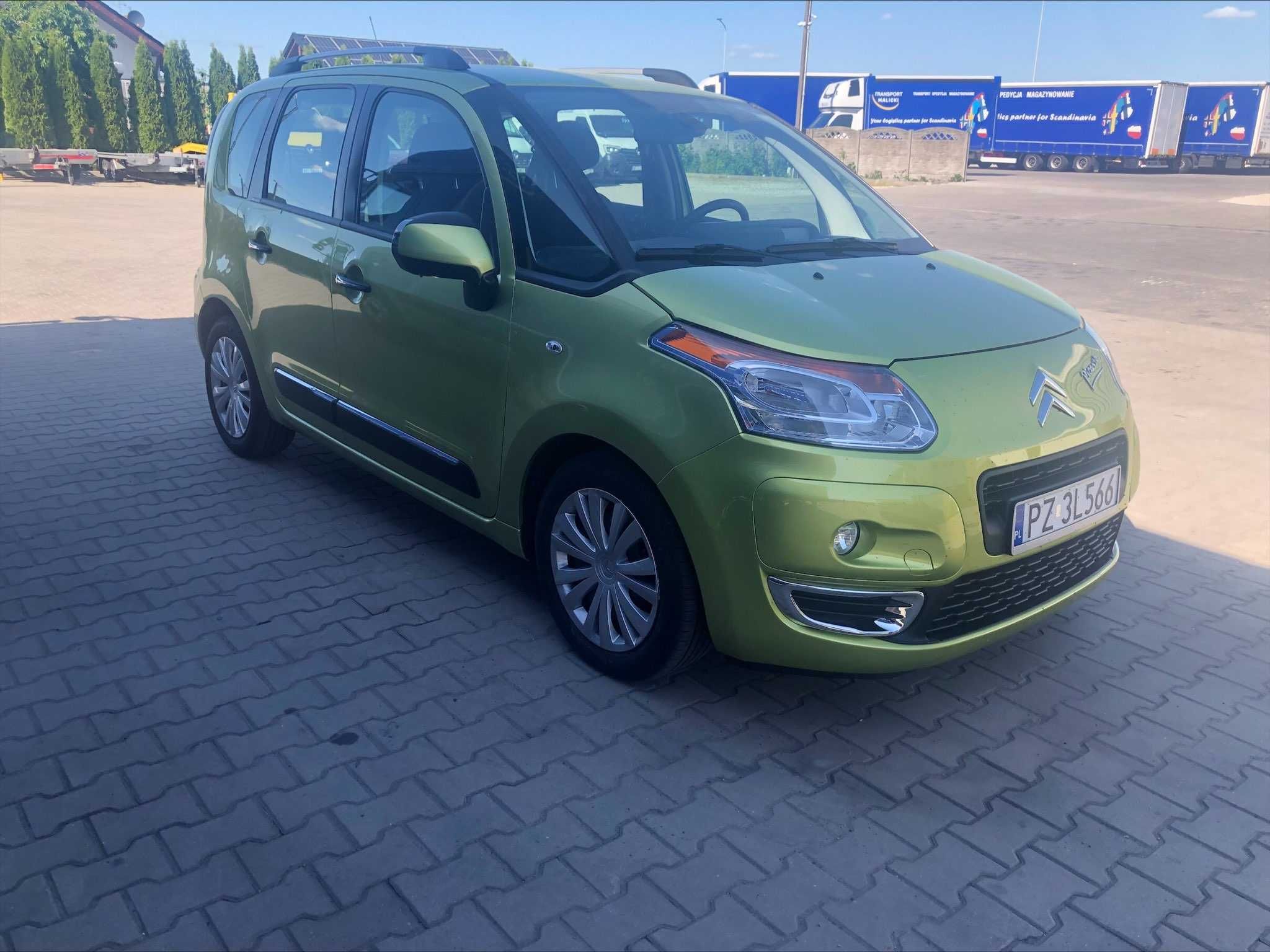 Wypożyczalnia aut osobowych busów rent a car CITROEN C3 PICASSO