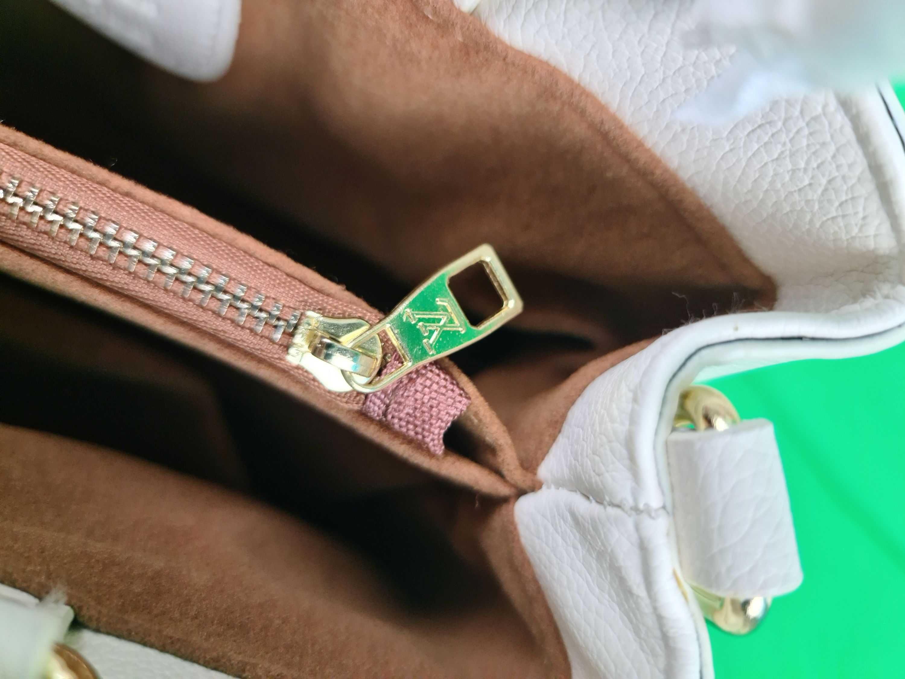 Torebka srednia Torba Louis Vuitton monogram ecru lv kuferek