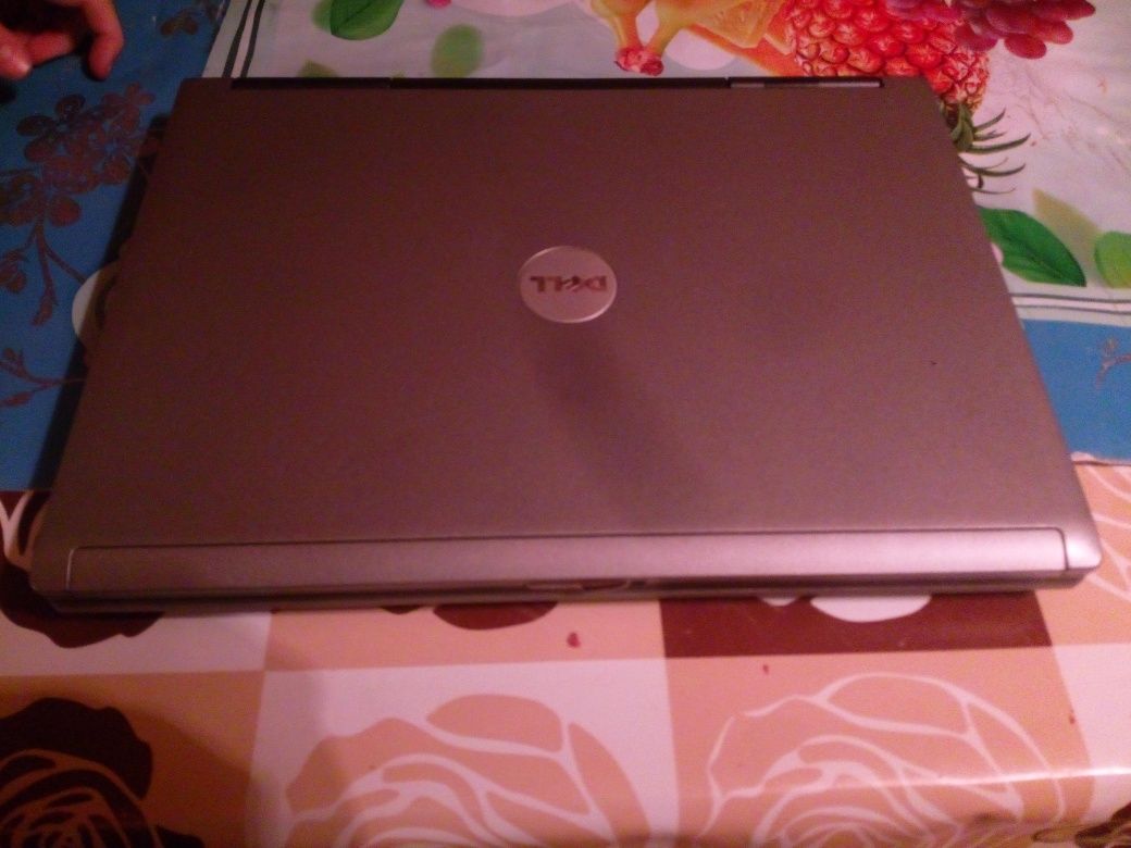 Laptop dell EU870D