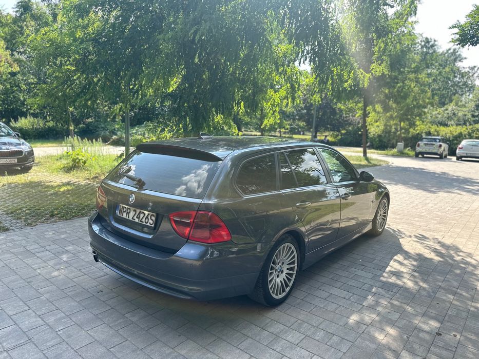 BMW 320d e91 2007r automat