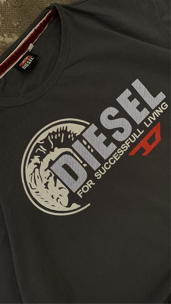 Вінтажна футболка diesel