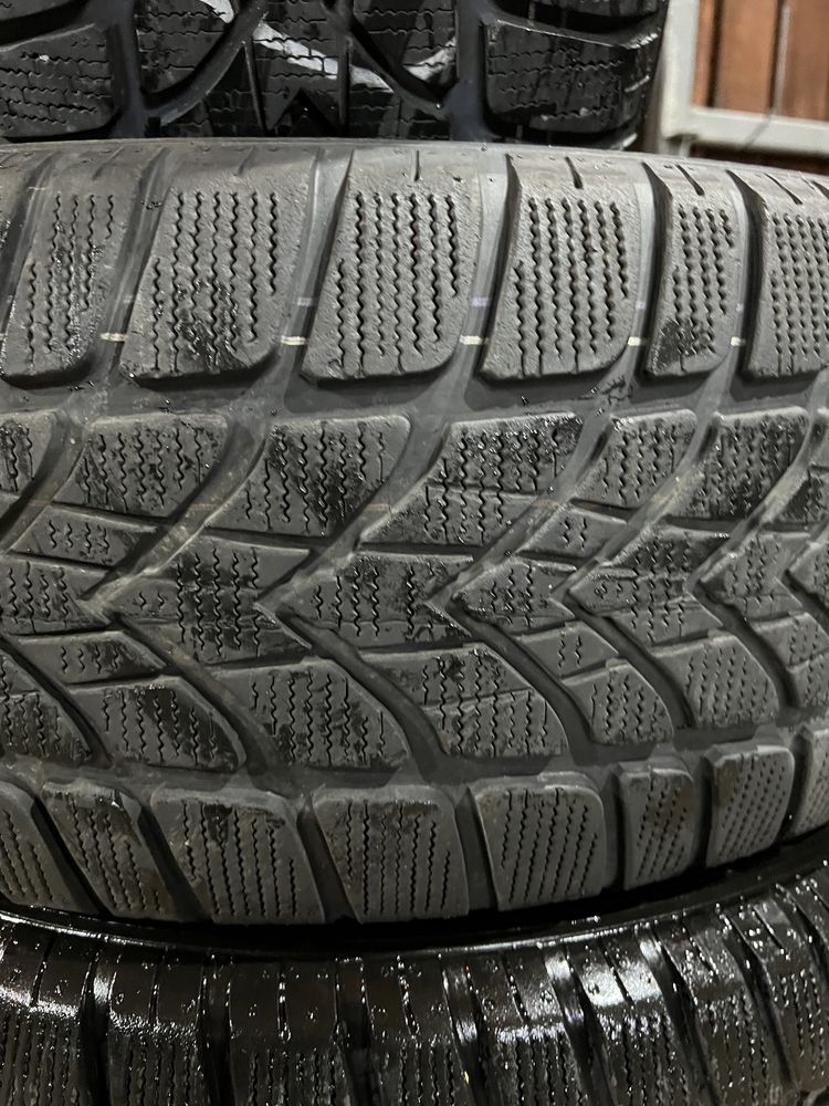 225/55/18 Dunlop WinterSport 4D