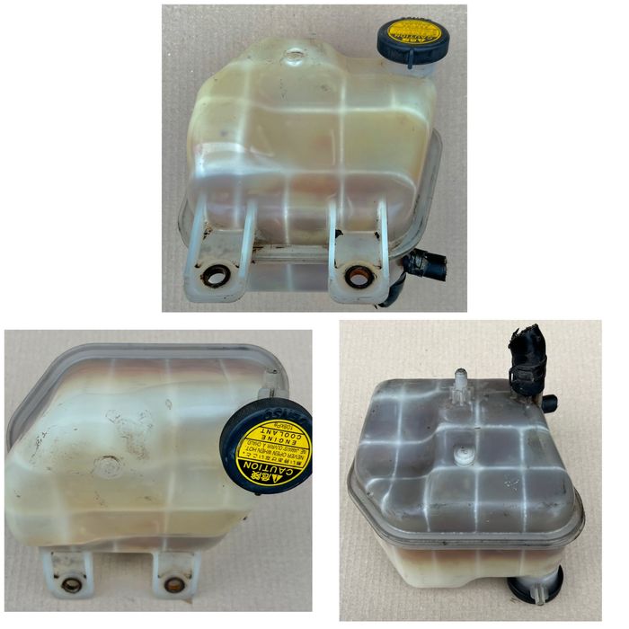 Расширительний бачок Toyota Rav4 2000-2005