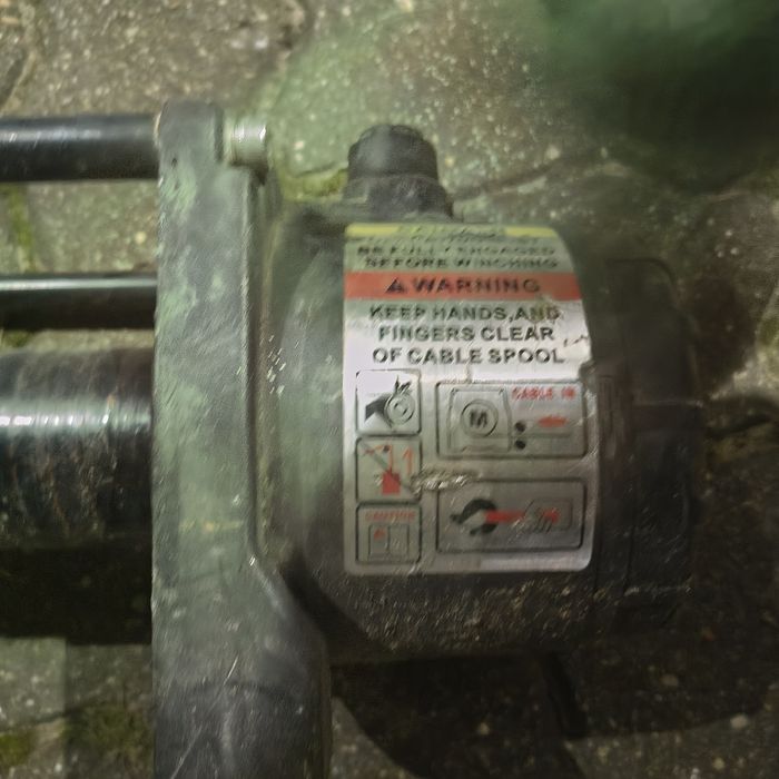 Wyciągarka 12v comeup come up gio100 , 10000lbs ( 4.5 t ) uszkodzona